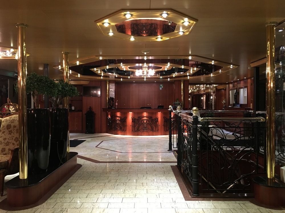 Knm Ms Switzerland I - Dusseldorf酒店 外观 照片