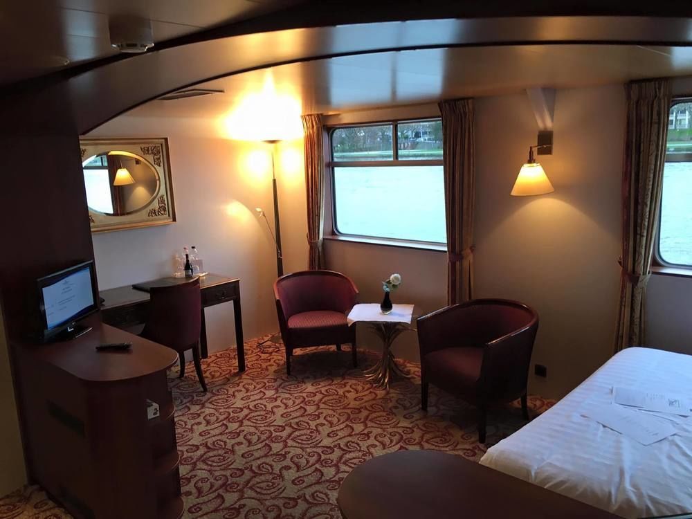 Knm Ms Switzerland I - Dusseldorf酒店 外观 照片